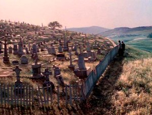 poltergeist_cemetery