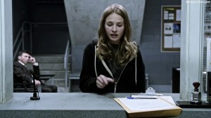 tomorrowland-still-1