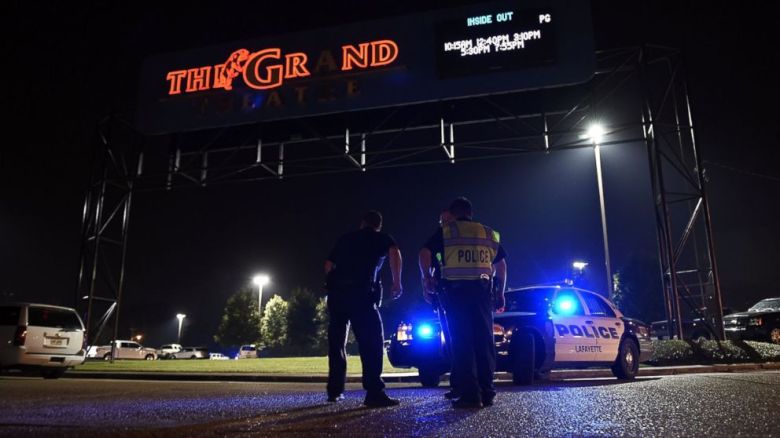 gty_theater_shooting_mm_150724_16x9_992