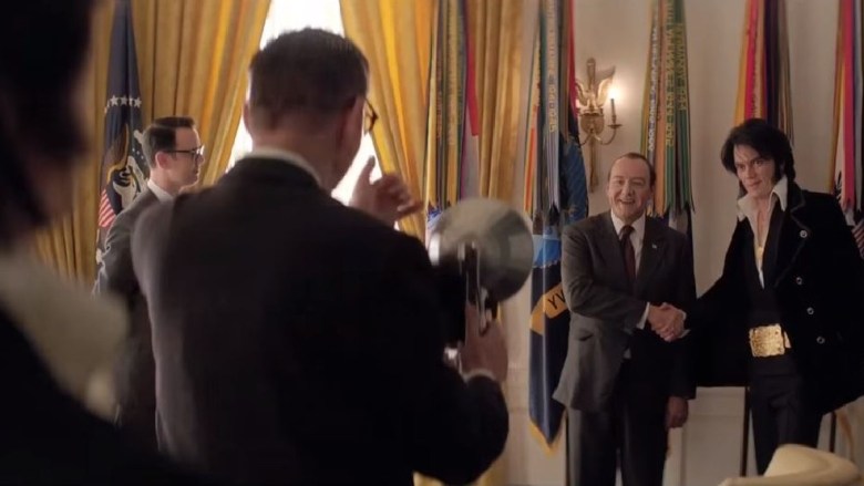 257c14ab-8b0d-4554-9983-426b70e5e031-large16x9_ElvisNixonScreenGrab