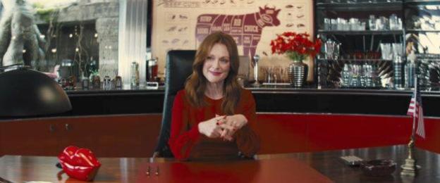 julianne-moore-kingsman-6281.jpg